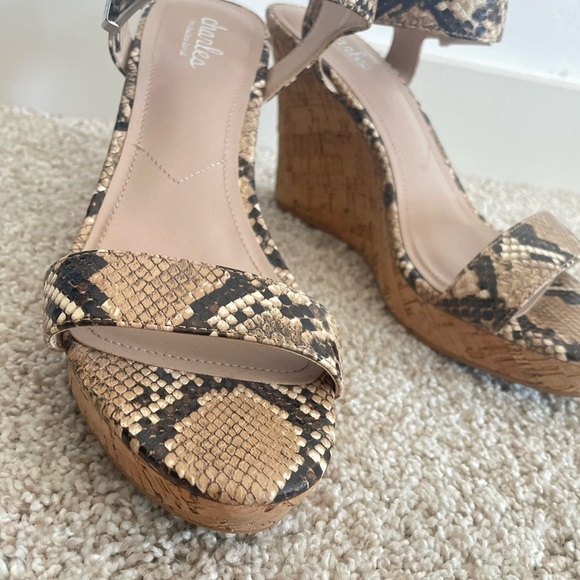 Charles David Lindy Snakeskin Single Vamp Band Ankle Strap Cork Wedge Sz 8.5 - Picture 5 of 9